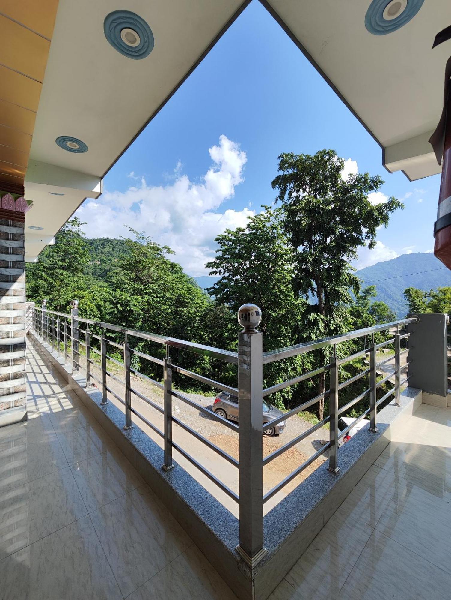 Nature Villa Rishīkesh Buitenkant foto